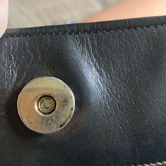 Chanel tote - Picture 12 of 17